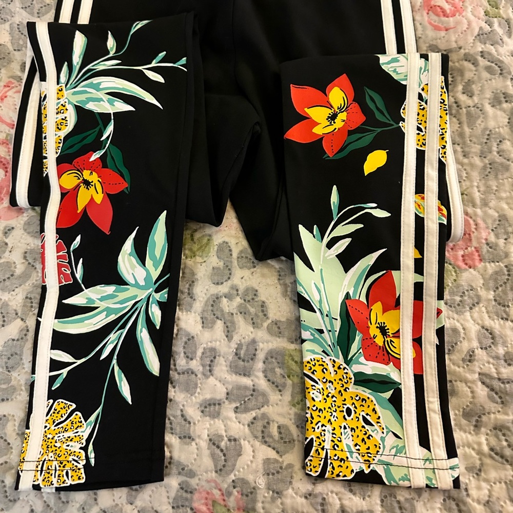 Adidas leggings